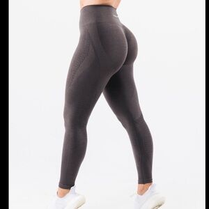 Alphalete amplify scrunch leggings medium